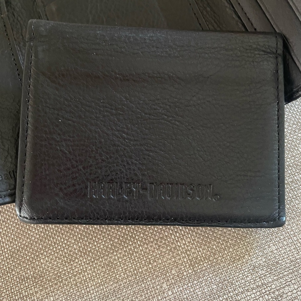 Harley-Davidson Trifold Wallet - Picture 6 of 14